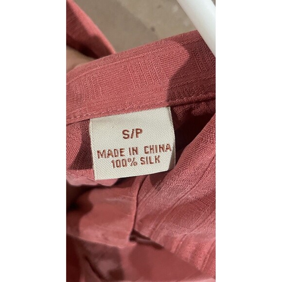 Tommy Bahama 100% Silk Shirt Men Short Sleeve Red button down shirt Size S - Picture 4 of 4